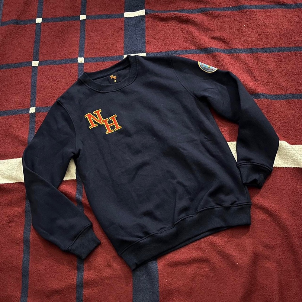 Niall Horan The Show Live On Tour Embroidered Navy Blue Crewneck M
Mens M medium